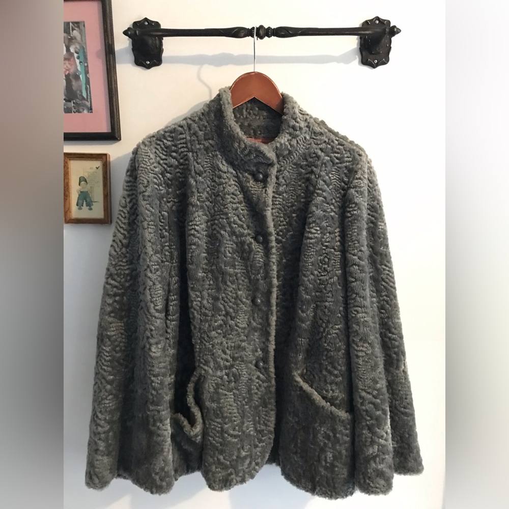 Vintage faux fur jacket with bell sleeves.